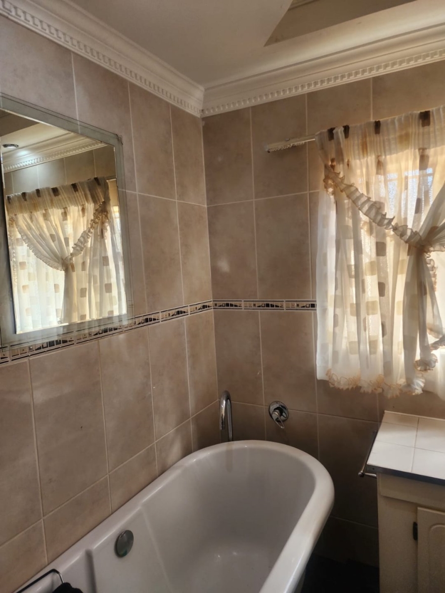 4 Bedroom Property for Sale in Stilfontein North West